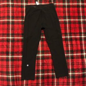 Lululemon Speed Up Crop. Black size 4